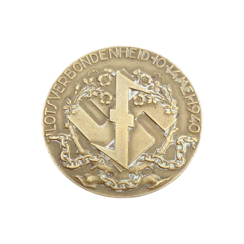 Dutch NSB 'Lotsverbondenheid' Table Medal